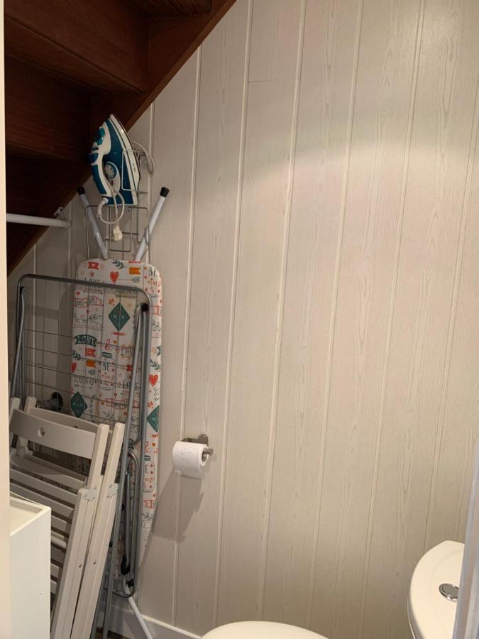 Resid Home 5 - Duplex Cosy Avec Parking Gratuit Saint-Léonard エクステリア 写真